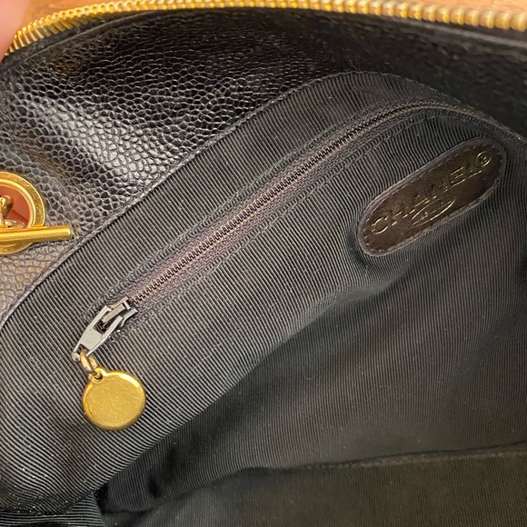 Authentic Vintage Chanel Purse - Picture 9 of 16